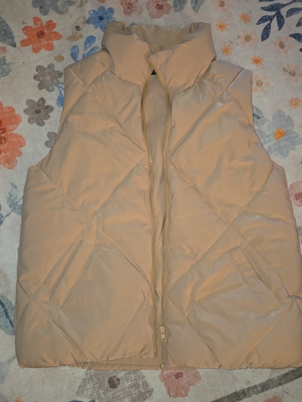 Puffer Vest - Beige Quilted Women's Vest